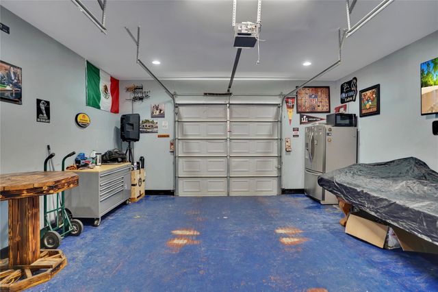 5118 Avenue M, Galveston, TX 77551