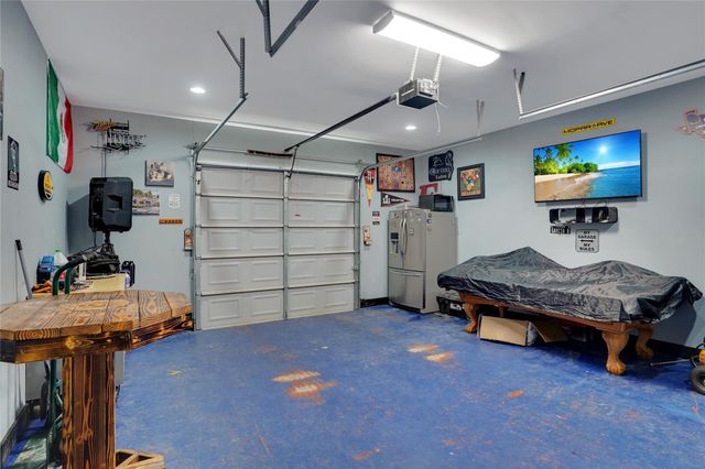 5118 Avenue M, Galveston, TX 77551