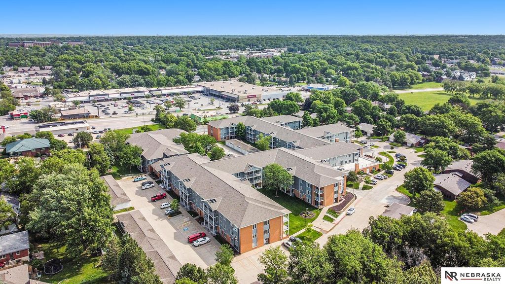 3001 S 51st Street Court # 206, Lincoln, NE 68506