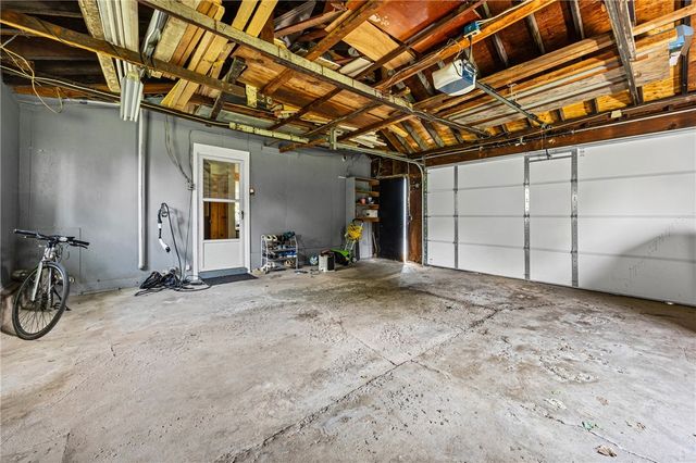 393 Mendon Center Road, Pittsford, NY 14534