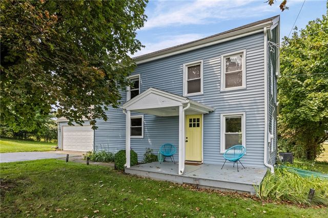 393 Mendon Center Road, Pittsford, NY 14534
