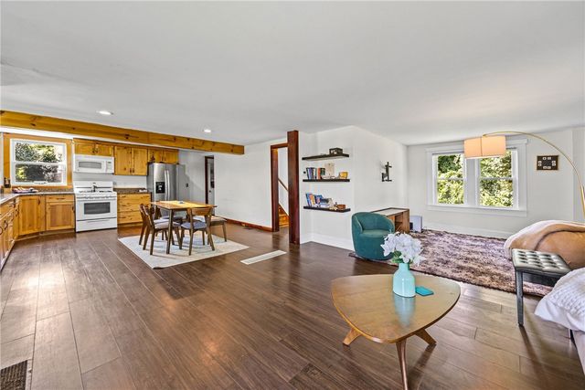 393 Mendon Center Road, Pittsford, NY 14534
