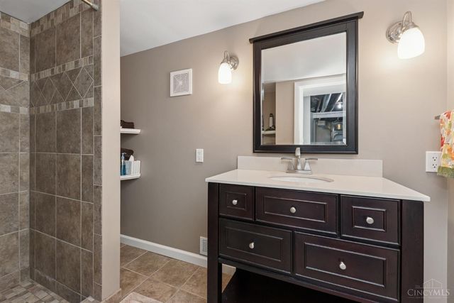 220 Kings Mills Road, Mason, OH 45040