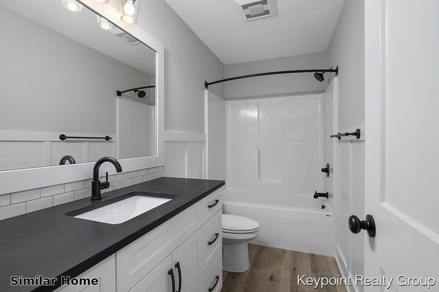 3286 Stonehill Court, Wayland, MI 49348