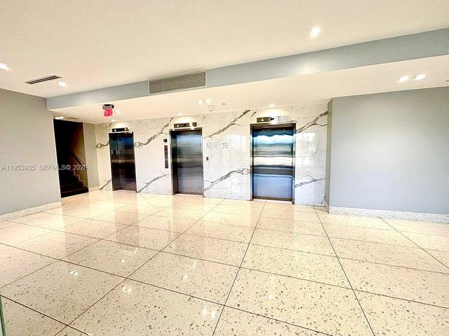 20301 W Country Club Dr 1126, Aventura, FL 33180