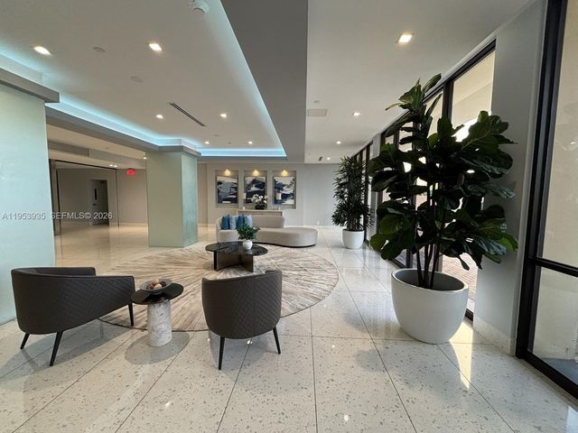 20301 W Country Club Dr 1126, Aventura, FL 33180