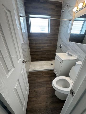 7300 Harding Ave 25, Miami Beach, FL 33141