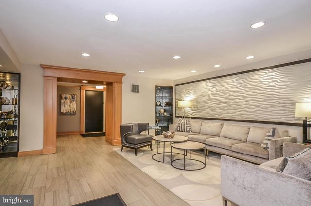 3900 TUNLAW RD NW #217, Washington, DC 20007
