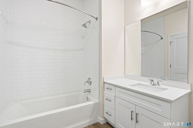 71 Connecticut Avenue 206, Norwalk, CT 06850