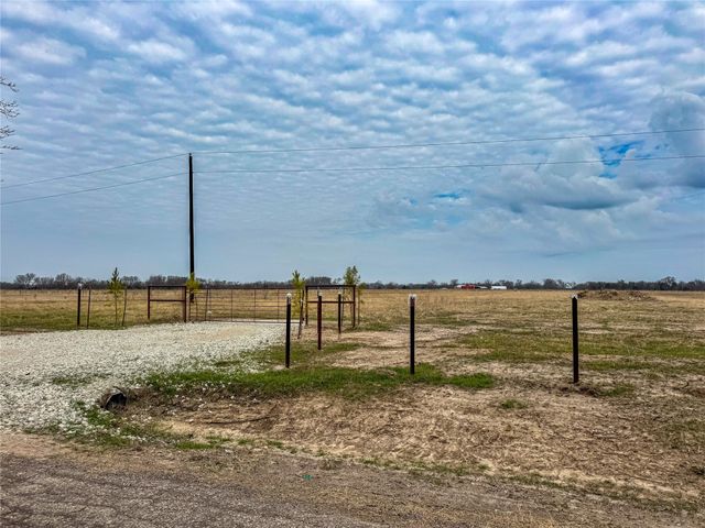 375 County Road 1515, Point, TX 75472