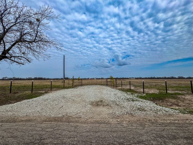 375 County Road 1515, Point, TX 75472