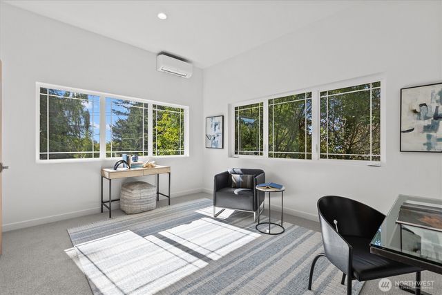 9528 28th Avenue NW, Seattle, WA 98117