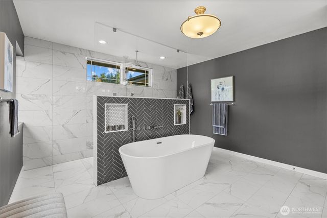 9528 28th Avenue NW, Seattle, WA 98117