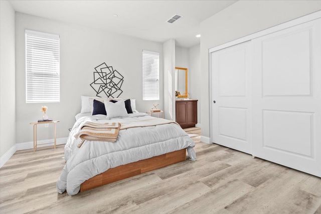 230 Steven Bridges Ln, Tracy, CA 95377