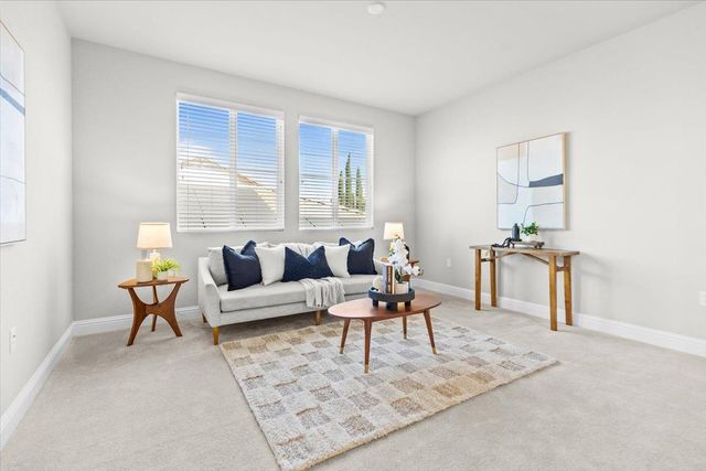 230 Steven Bridges Ln, Tracy, CA 95377