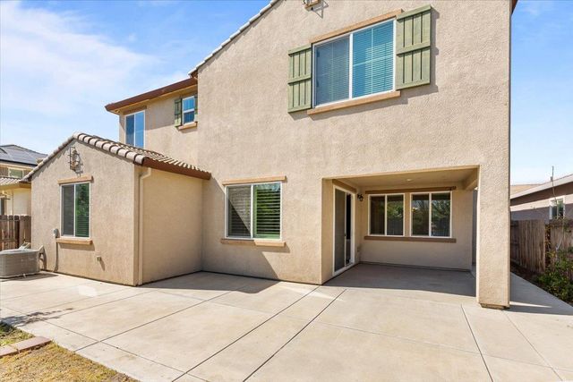 230 Steven Bridges Ln, Tracy, CA 95377