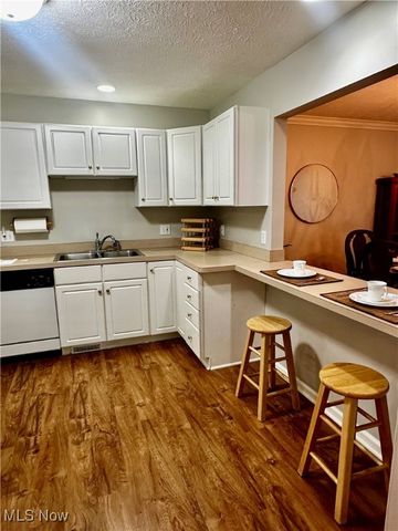 4212 Castle Ridge, Copley, OH 44321