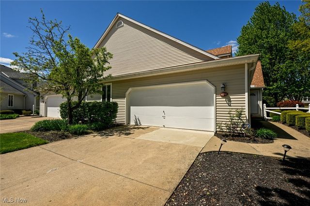 4212 Castle Ridge, Copley, OH 44321