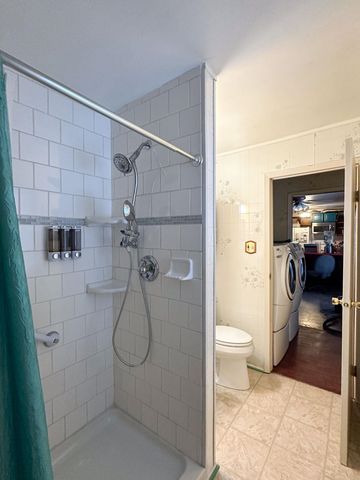 2540 HONEYBEE LANE, North Pole, AK 99705