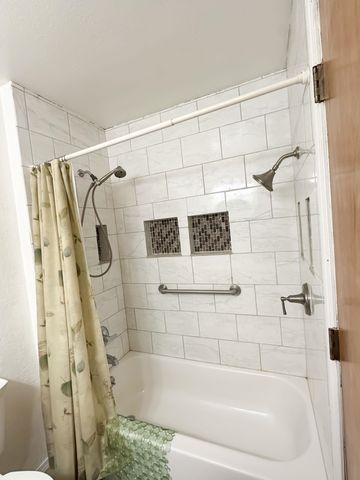 2540 HONEYBEE LANE, North Pole, AK 99705