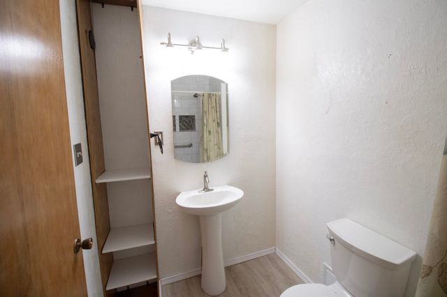 2540 HONEYBEE LANE, North Pole, AK 99705