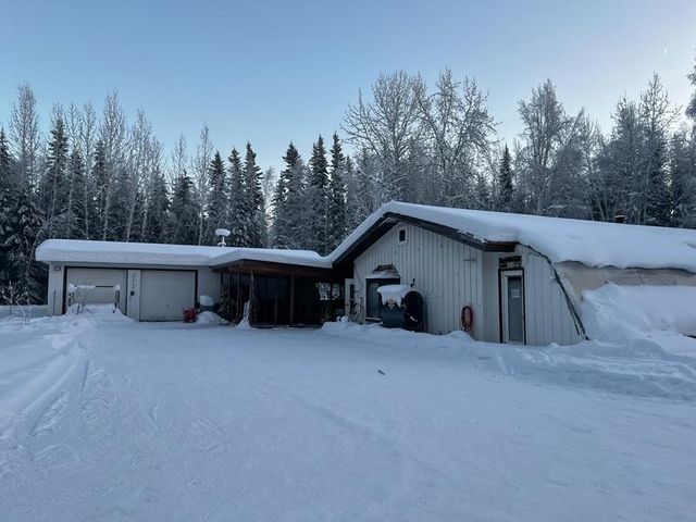 2540 HONEYBEE LANE, North Pole, AK 99705