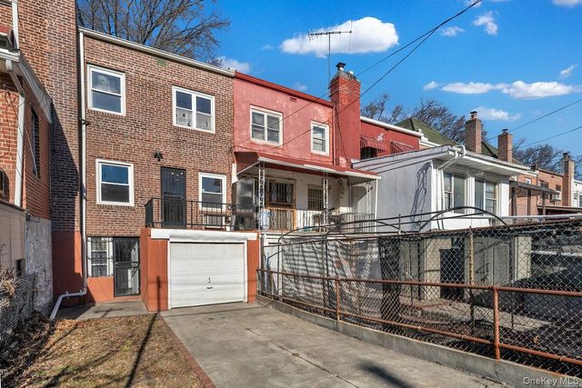 8256 Eliot Avenue, Middle Village, NY 11379