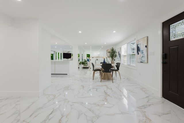 317 Broadway, Hanover, MA 02339