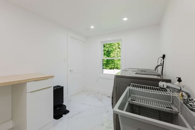 317 Broadway, Hanover, MA 02339