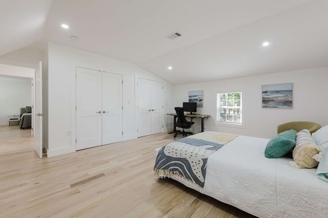 317 Broadway, Hanover, MA 02339