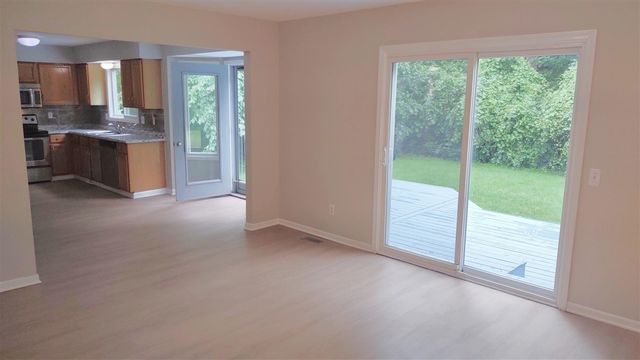 7023 Foxcreek Drive, Canton, MI 48187