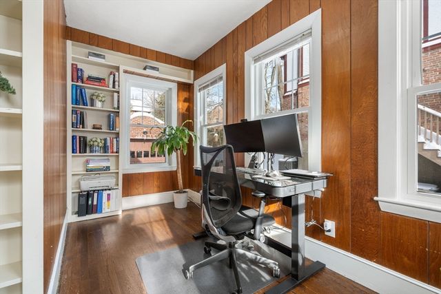 17 Ireland Rd, Newton, MA 02459