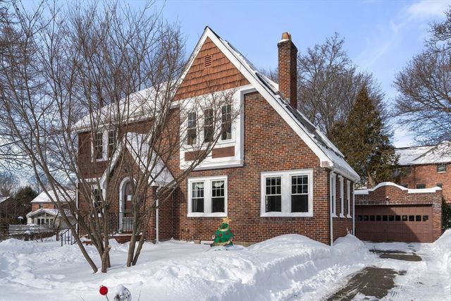 17 Ireland Rd, Newton, MA 02459