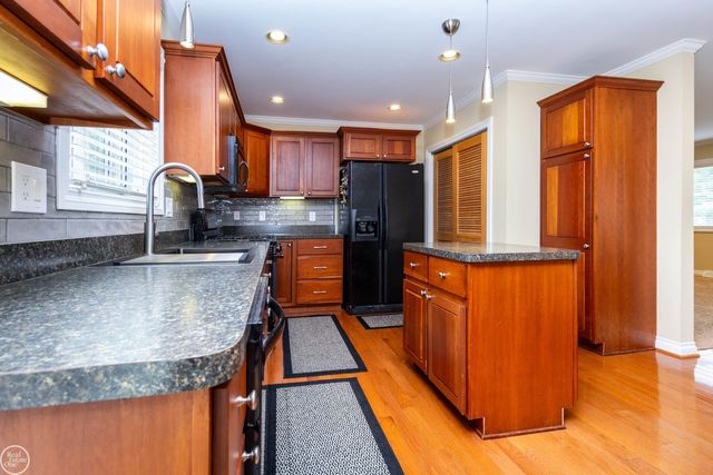 39745 Sylvia Street, Harrison Twp, MI 48045