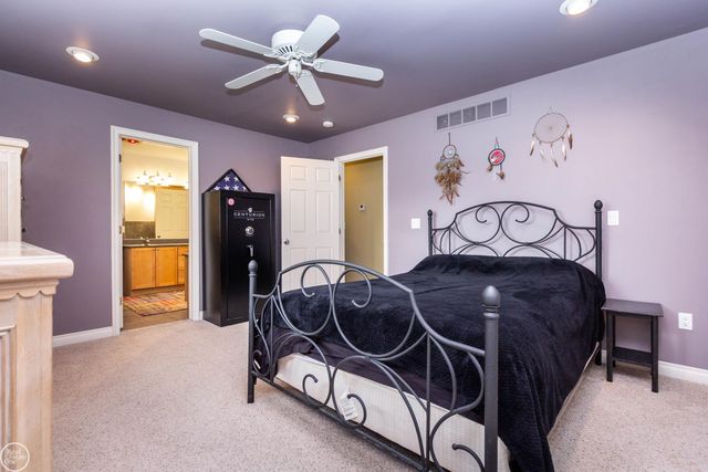 39745 Sylvia Street, Harrison Twp, MI 48045
