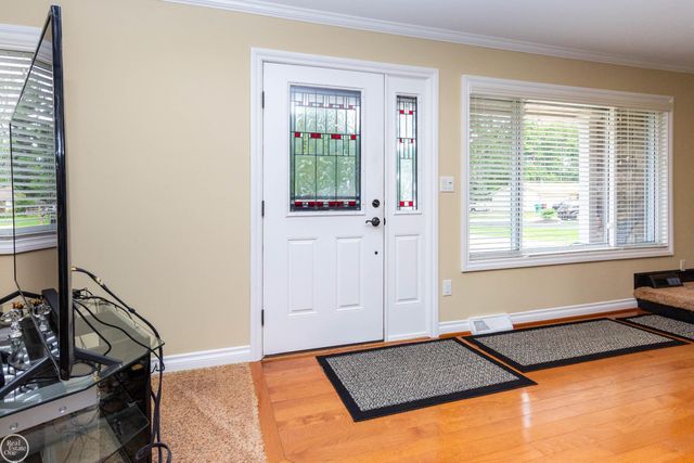 39745 Sylvia Street, Harrison Twp, MI 48045