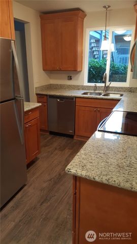 1461 Rainier Court, Fircrest, WA 98466