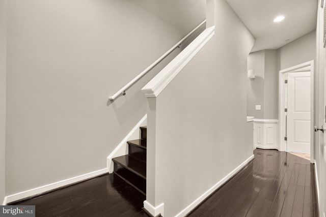 914 4TH ST SE, Washington, DC 20003