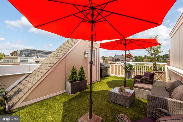 914 4TH ST SE, Washington, DC 20003