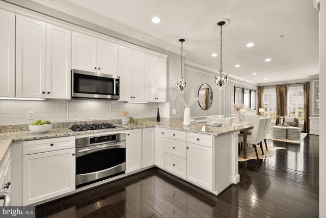 914 4TH ST SE, Washington, DC 20003