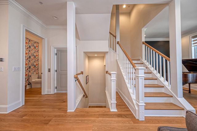52 1st STREET, Oakmont, PA 15139