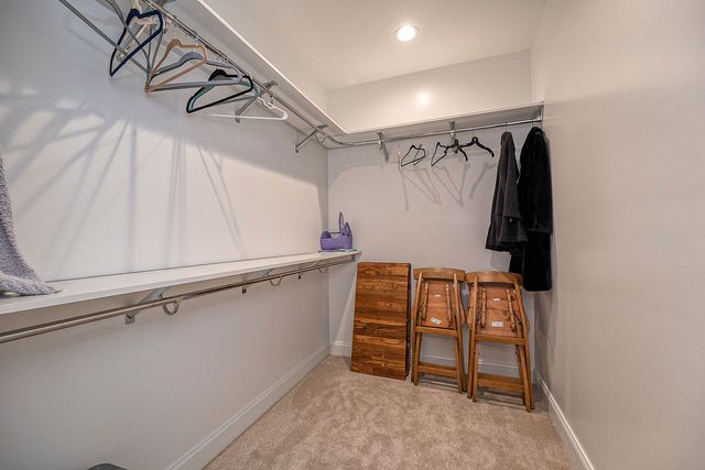 52 1st STREET, Oakmont, PA 15139