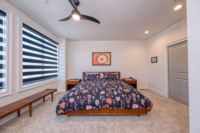 52 1st STREET, Oakmont, PA 15139