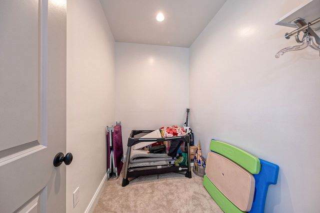52 1st STREET, Oakmont, PA 15139