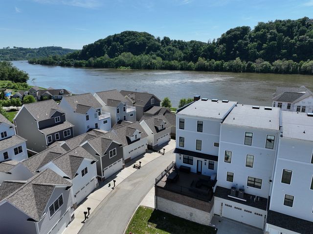 52 1st STREET, Oakmont, PA 15139