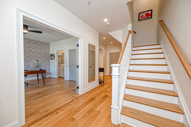 52 1st STREET, Oakmont, PA 15139