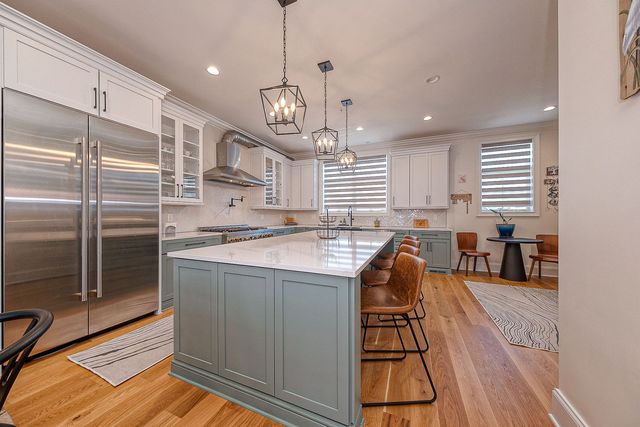 52 1st STREET, Oakmont, PA 15139