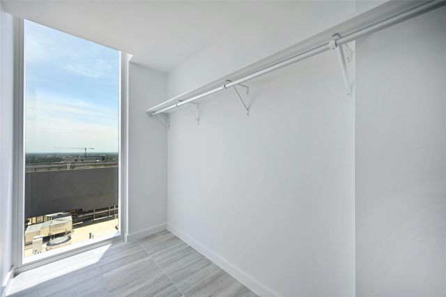 313 W 17th ST 2101, Austin, TX 78701