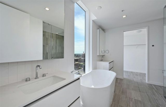 313 W 17th ST 2101, Austin, TX 78701