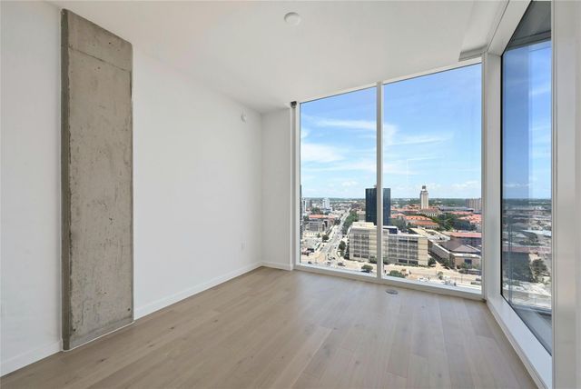 313 W 17th ST 2101, Austin, TX 78701